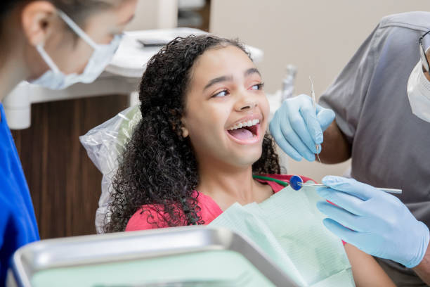 Best Emergency Dental Services for Seniors in Woodbury Center, CT